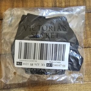 Victoria Secret black ribbed thong size XS